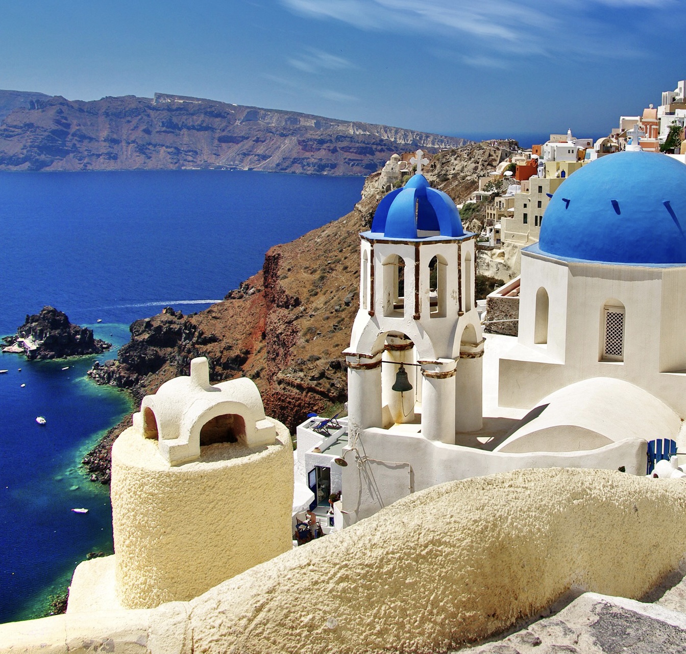 Santorin, la plus spectaculaire et fascinante des îles grecques